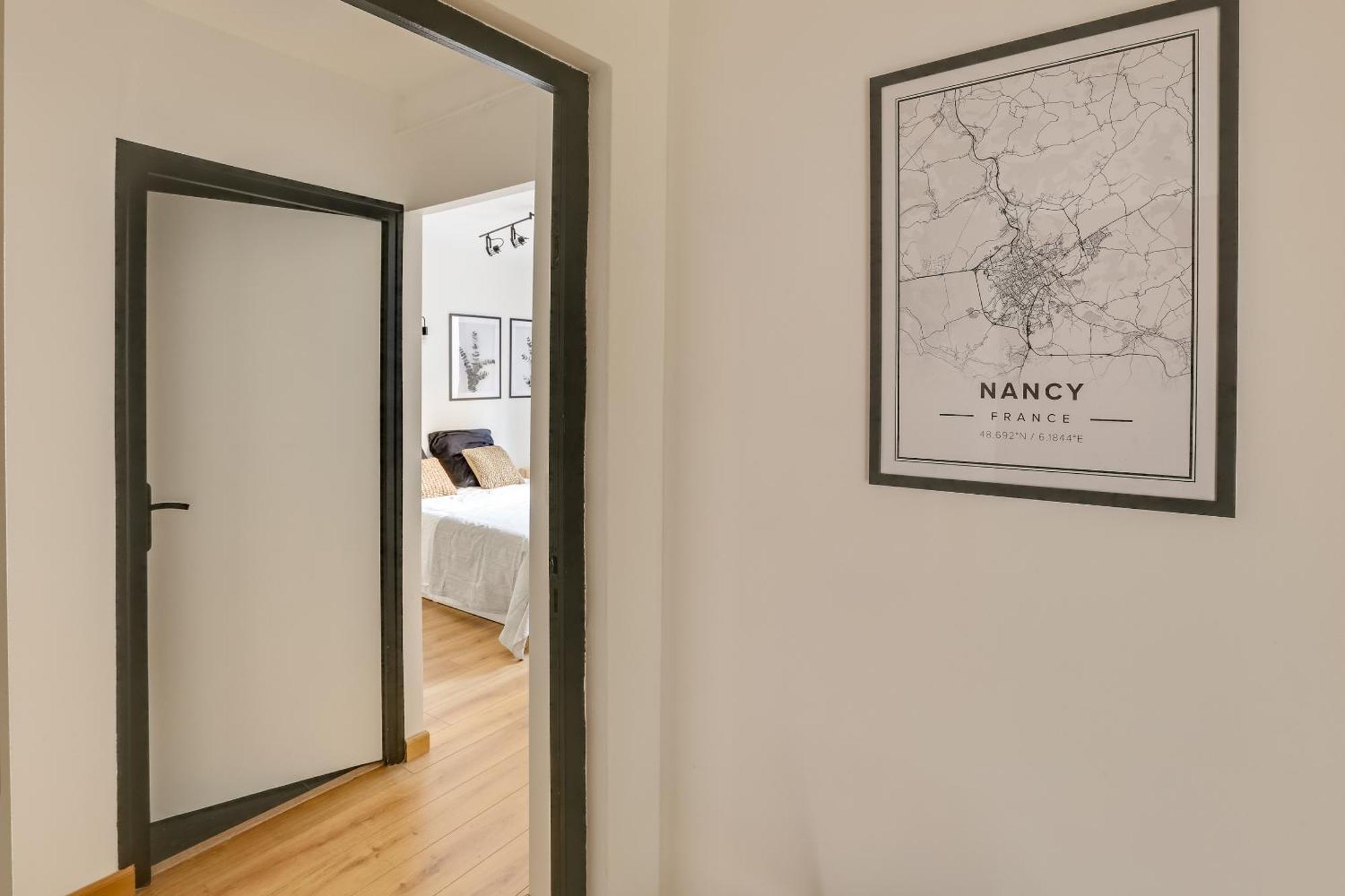 Suites Independantes Toutes Equipees Leopold Ou Carnot Nancy Buitenkant foto